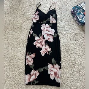 Cocktail/wedding guest formal dress